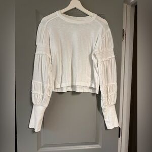 Pilcro Cream Long-Sleeve Smocked-Sleeve Tee